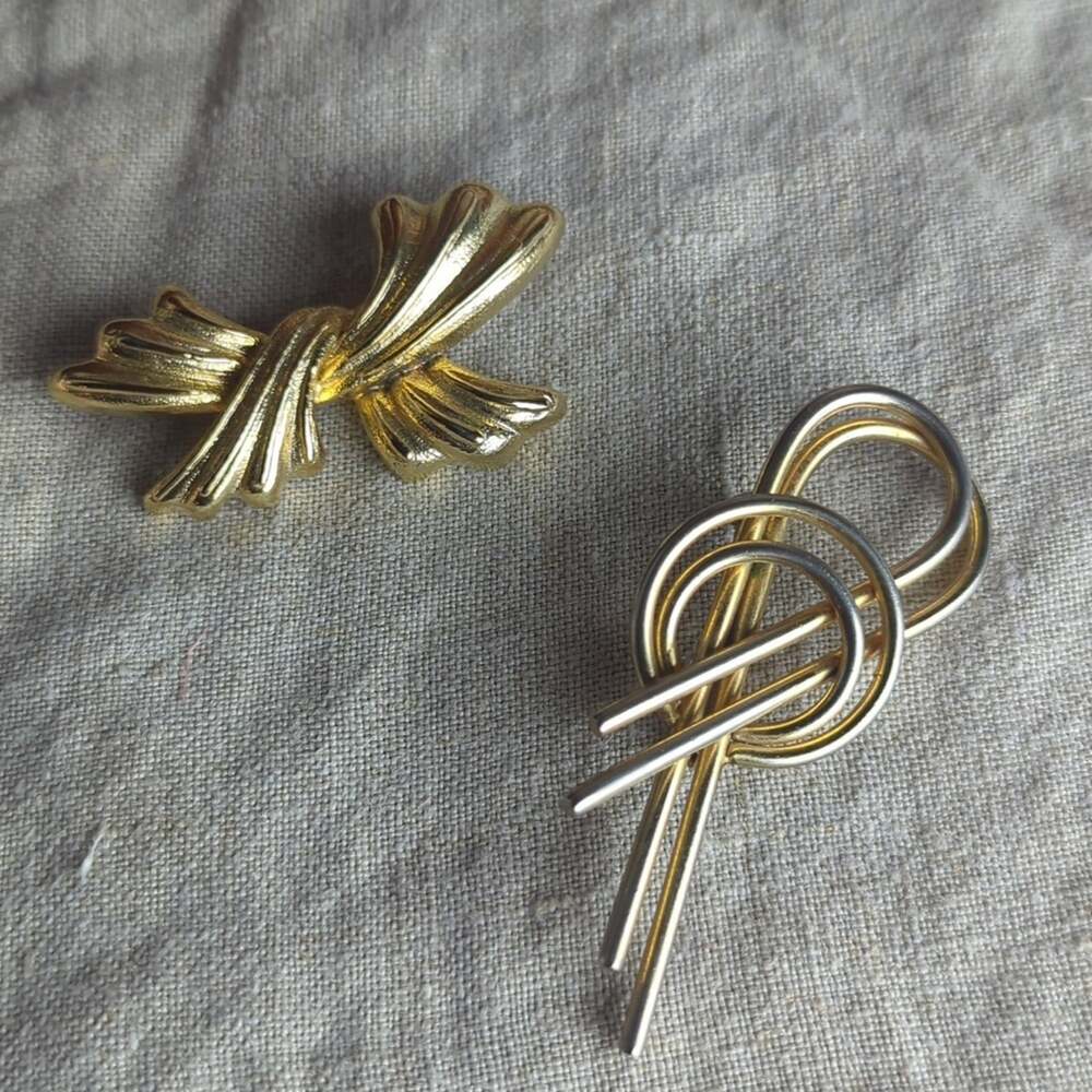 Vintage Signed Brooch Set – Gerry & Sarah Coventry Gold Tone Costume Jewelry